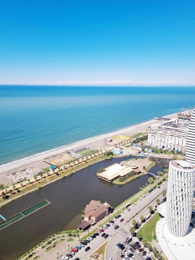 D Block Of New Luxurious Orbi City 바투미 외부 사진