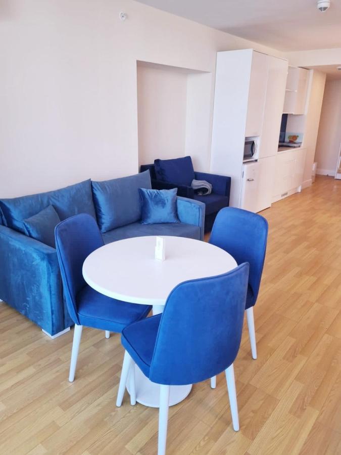 D Block Of New Luxurious Orbi City 바투미 외부 사진