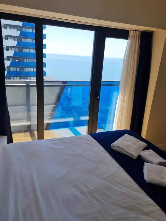 D Block Of New Luxurious Orbi City 바투미 외부 사진
